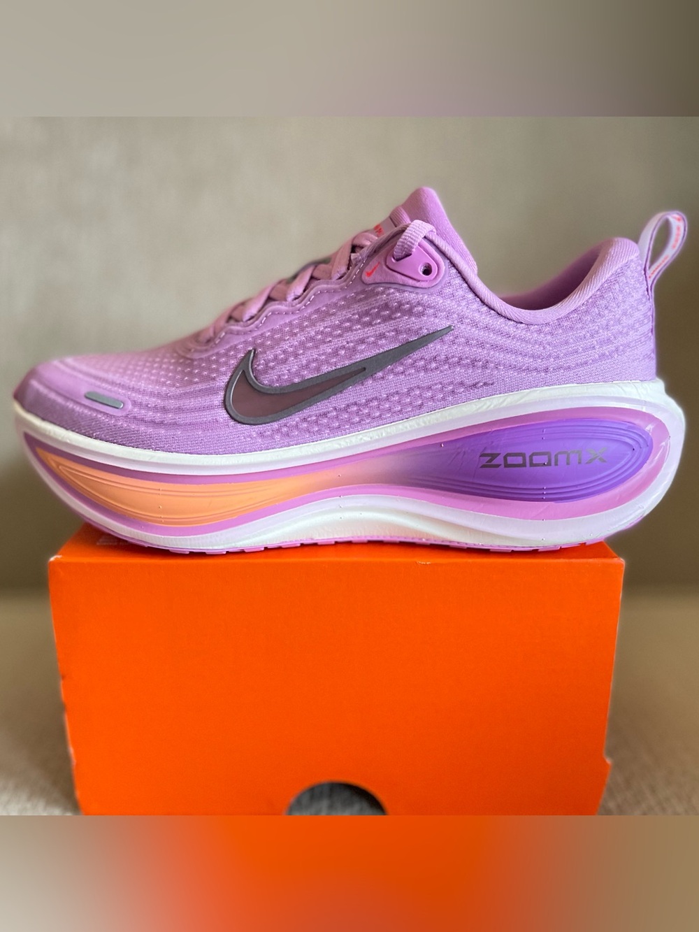Size 6 - W Nike Vomero Plus Light Magenta Bright Violet HV8154-503 Women’s NEW